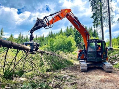 Graifere busteni  Agriforest RM1800HD cu rotator hidraulic -- excavator 12-16 Tone 